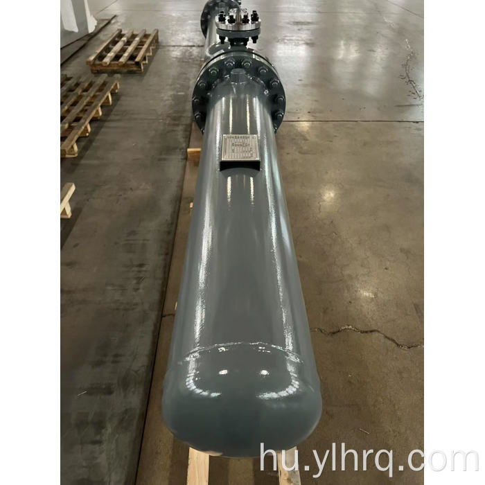 Elülső kompresszor gyorsítótár tartály